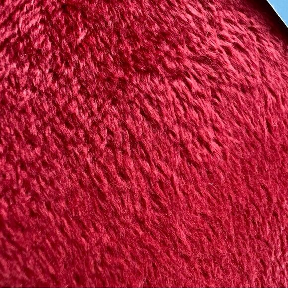 HealthTouch Red Memory Foam Massaging Lumbar Support Back Neck Massage - Picture 9 of 10